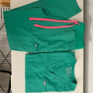 Green FIGS Scrub Set with Pink Drawstring